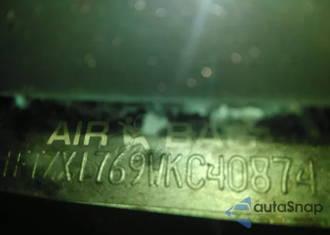 1998 Ford F-150 Standard/Xlt/Lariat/Xl from USA, damaged, VIN 1FTZX1769WKC40874